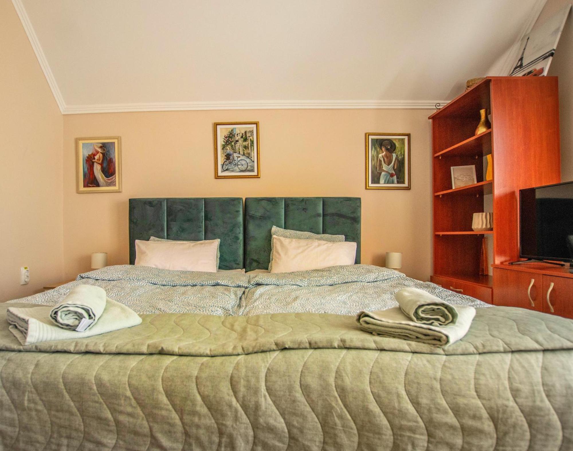 Garden Apartment 2 Subotica Bagian luar foto